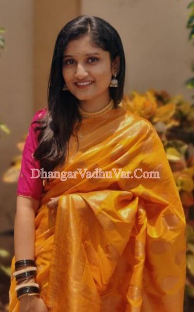 profile-photo profile-photo